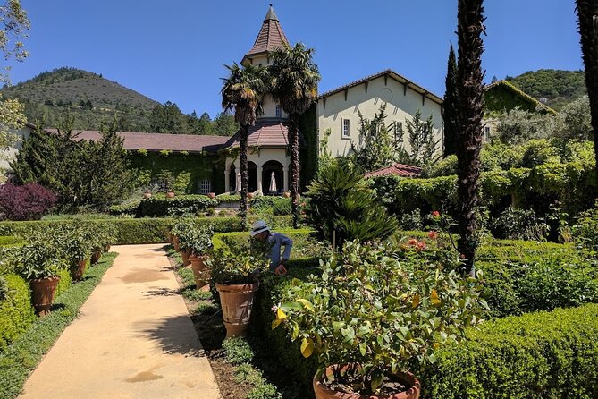 6 Hour Private Wine Country Tour (Sedan, SUV or Limo) - The first winery: make it count