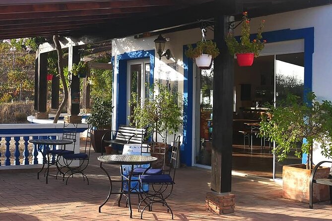 Algarve wine tour and farmer's lunch at wine estate - What Fabio adds to the experience