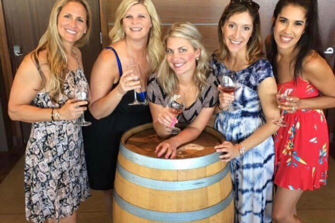 Arrington Vineyard Winery Round-Trip Shuttle Transportation from Nashville - Wine tastings and food are separate purchases