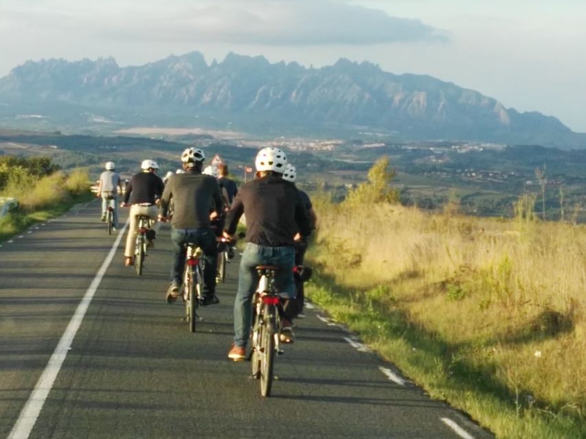 Barcelona: Bike & Wine Guided Tour - Penedès vineyards - Getting fitted for the bike and joining the small group
