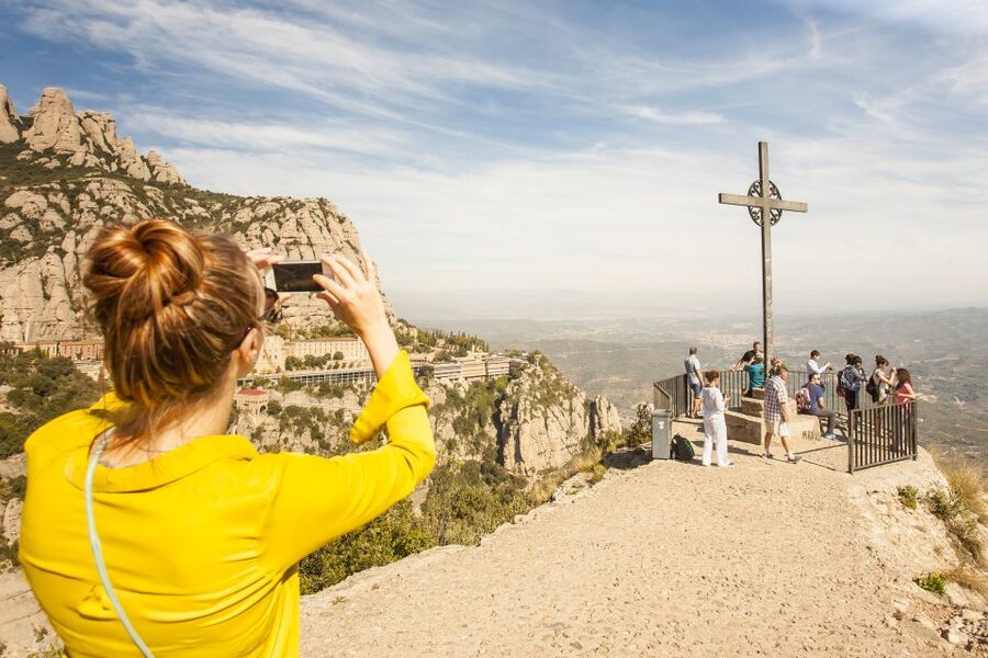 Barcelona: Montserrat with Winery Visit and Farmhouse Lunch - Who should book this experience?