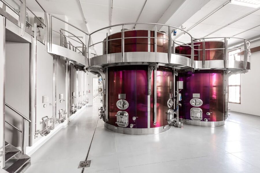 Bologna: Olive Grove and Vineyard Tour with Product Tastings - What this Varignana estate is trying to do