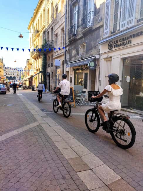 Bordeaux by Gravel Bike : Historic center & vineyards - Bordeaux sights seen from the saddle