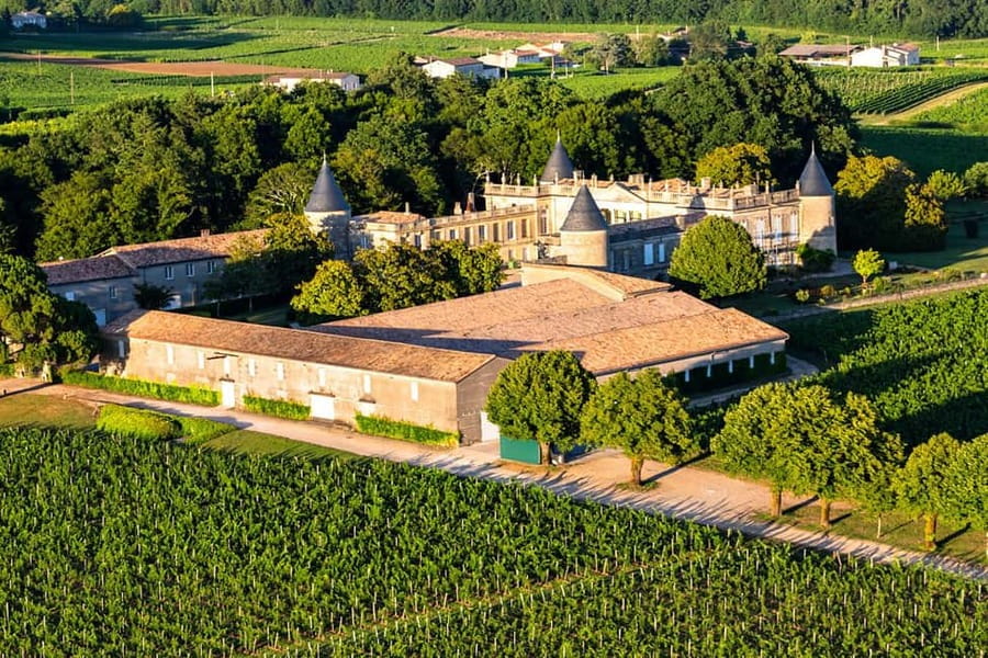 Bordeaux: Panoramic flight over vineyards and castles - Key points to know before takeoff