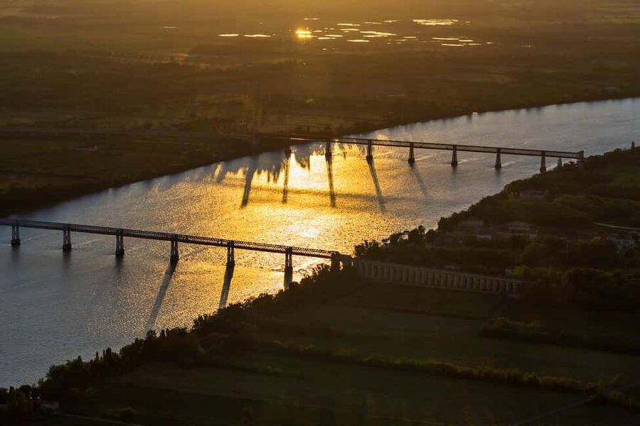 Bordeaux: Panoramic flight over vineyards and castles - Why this Bordeaux flight is worth considering