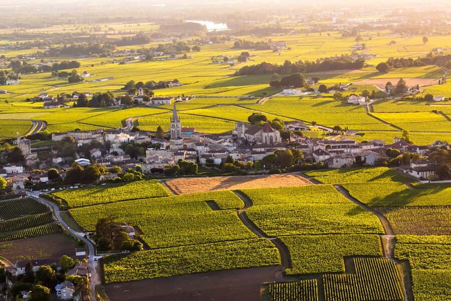 Bordeaux: Panoramic flight over vineyards and castles - Is $175 per person a fair price?