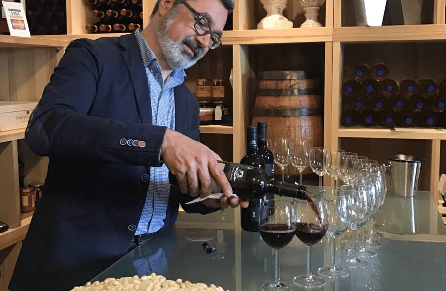 Boutique Winery Visit & Wine Tasting near Arezzo - Fifteen minutes among the Tuscan vines