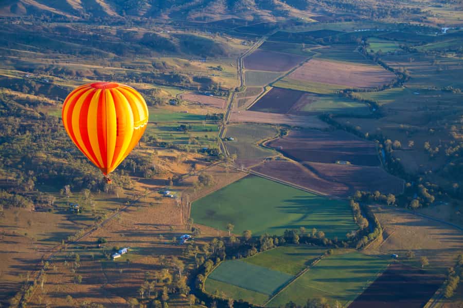 Brisbane: Hot Air Balloon Flight with Vineyard Breakfast - Breakfast at OReillys Canungra Valley Vineyards