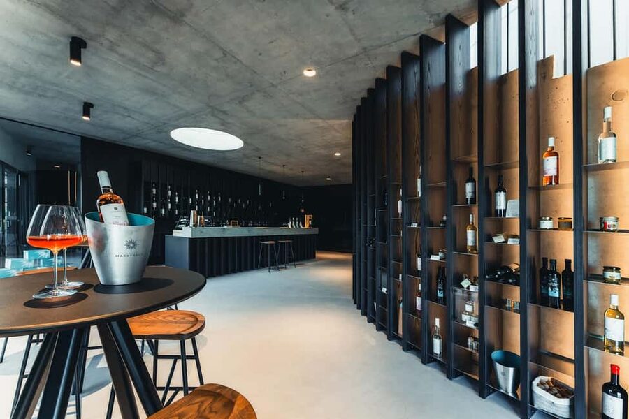 Cagliari - Guided tour of the vineyard and winery with tasting of 5 wines - Starting among Sardinia’s vineyard rows