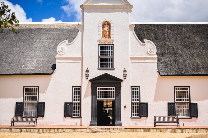 Cape Town: Constantia Wine Route Tour - La Motte: one hour among vineyards and mountains