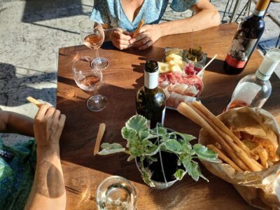 Cavaion: Lake Garda Wine & Food Tasting with Vineyard Tour