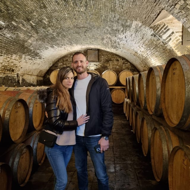 Chianti: Vineyard to Bottle Winery Visit with Tastings - Tasting Three Reds, Vin Santo, And Tuscan Oil