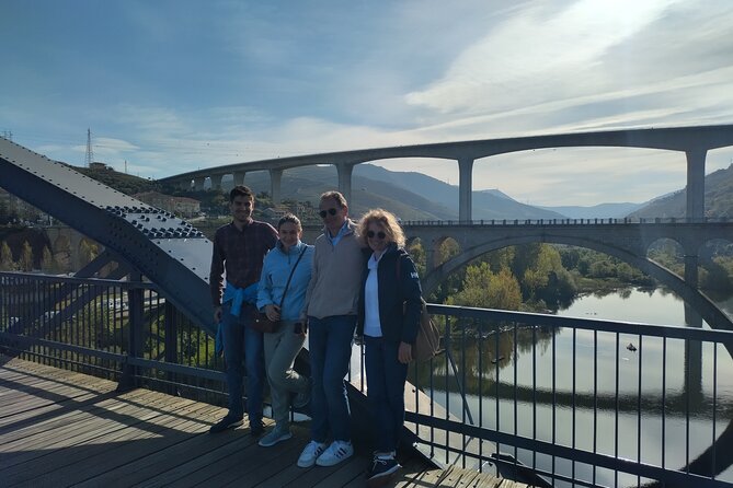 Complete Private Douro Valley Wine Tour - Pinhão: One Hour on the River