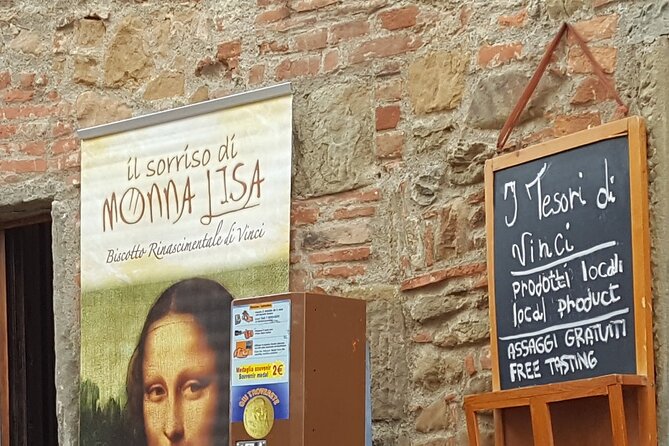 Discovering LeonardoDaVinci's Origins & Aperitif among Vineyards - Walking through Vinci and visiting Santa Croce