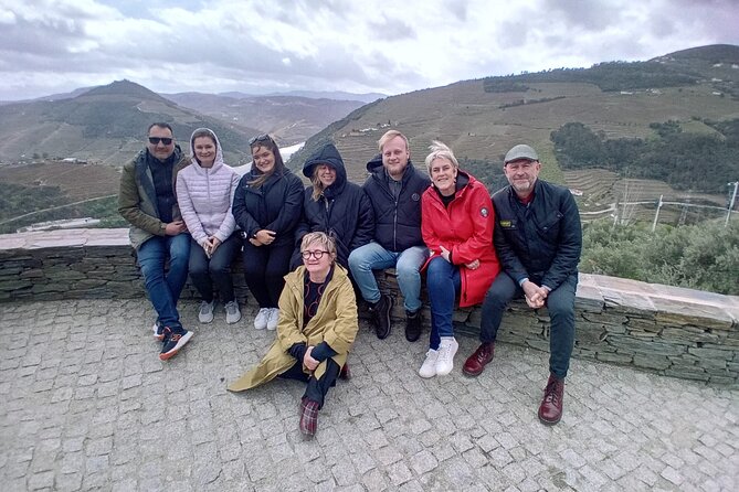 Douro Valley Guided Tour of 3 Vineyards with Lunch - São Cristóvão viewpoint and the Douro panorama