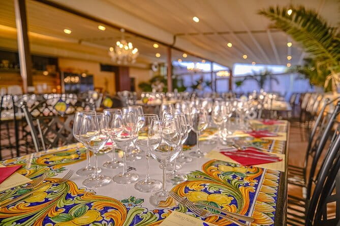 Exclusive Winery Tour with Tasting and Dinner in Chianti vineyard - First winery: how Chianti moves from grape to bottle