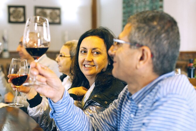 Family winery visit with food - Key points about this Cuzcurrita winery visit