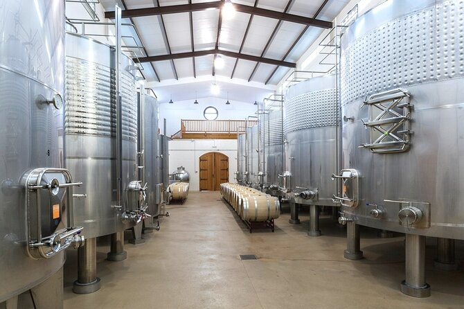 Family winery visit with food - The home-cooked meal and its regional character