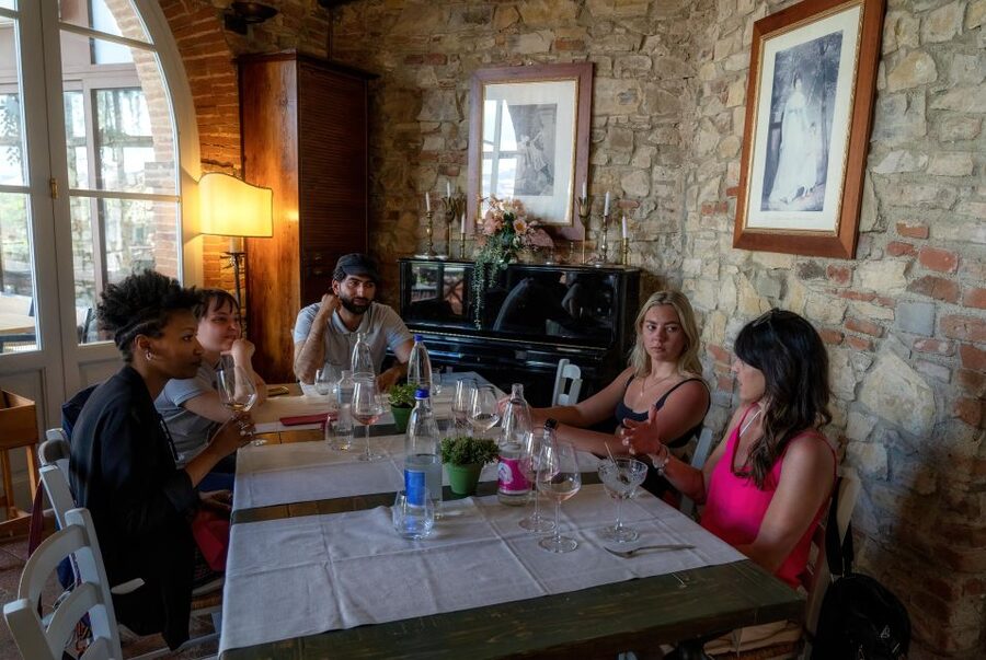 Florence: Chianti Wine Region Vespa or Fiat Topolino Tour - Is six hours enough for Tuscany?