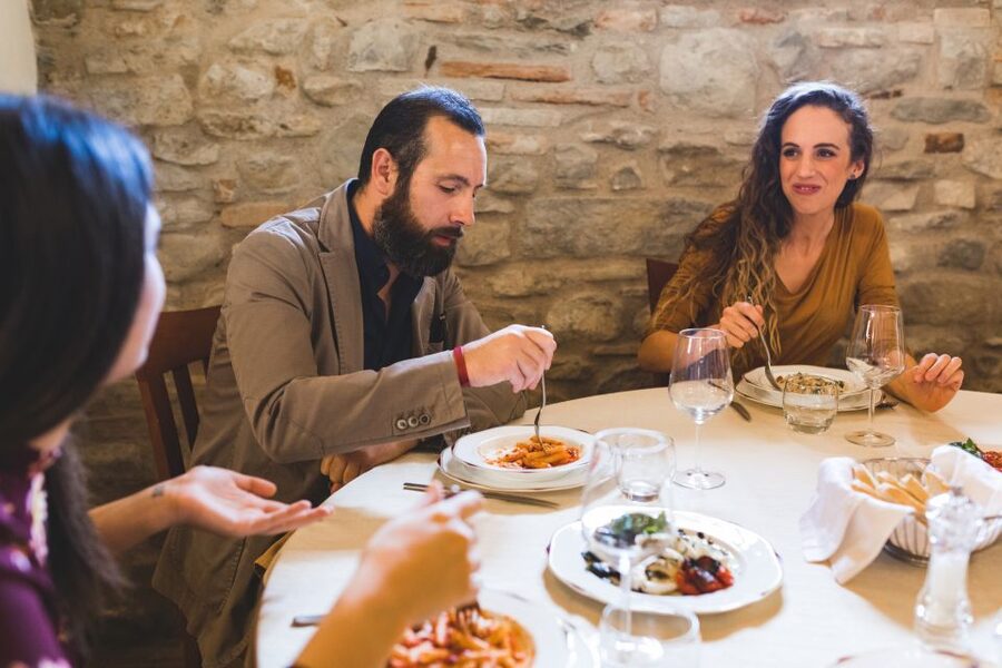 Frascati Private Tour w/ Lunch & Wine Tasting in a Vineyard - Is $279.81 per person good value?