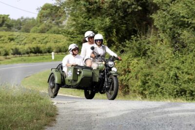 Médoc Vineyard and Chateau Tour by Sidecar