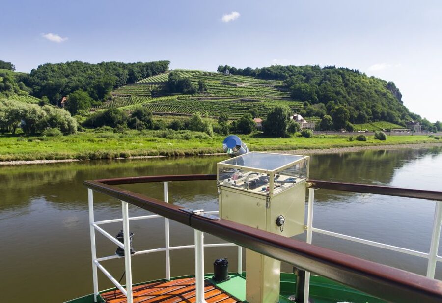 From Dresden: Saxon Wine Route Steamer Day Cruise - Meissen’s cathedral and castle from the river