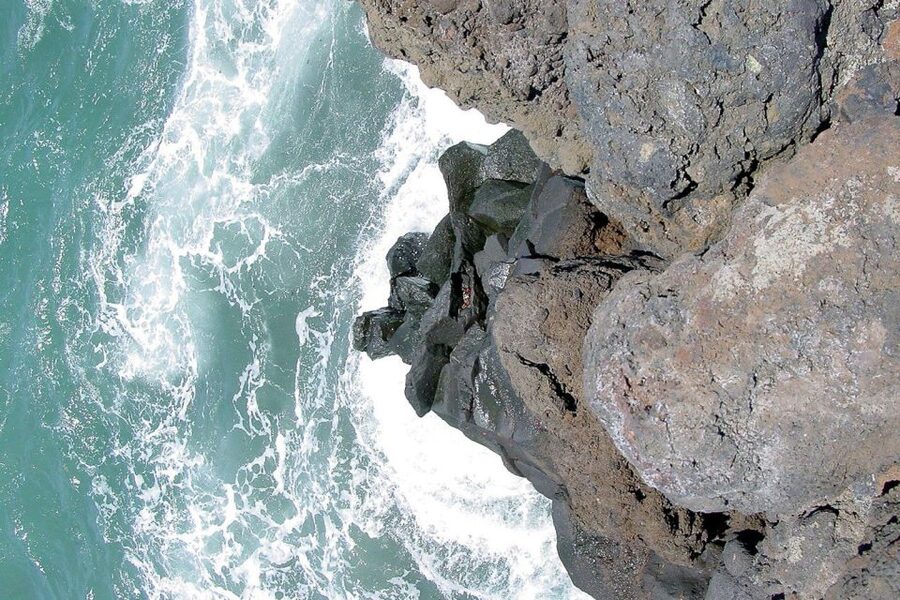 From Fuerteventura: Lanzarote Volcano and Wine Region Tour - From Fuerteventura to Lanzarote by ferry