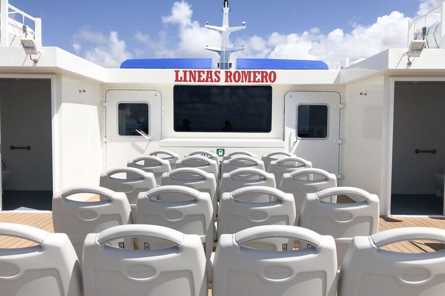 From Fuerteventura: Lanzarote Volcano and Wine Region Tour - Is $98 a fair price?