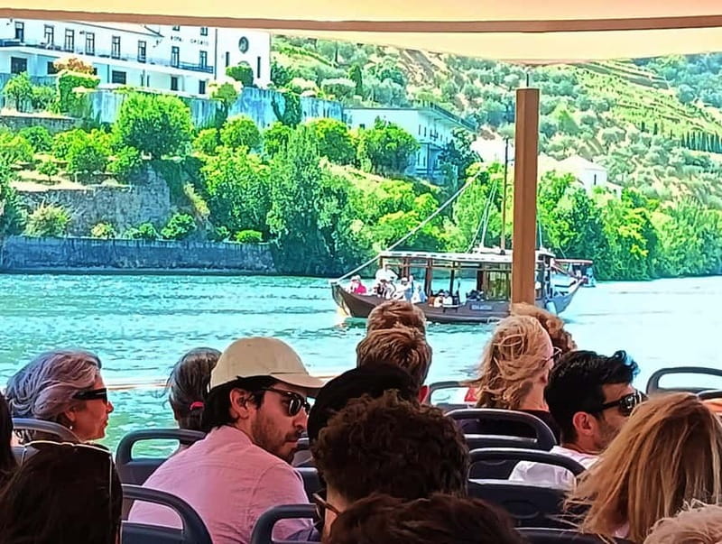 From Porto: 2 Wine Regions, Farm Lunch, and Boat Ride - Lunch at the farm in Sabrosa