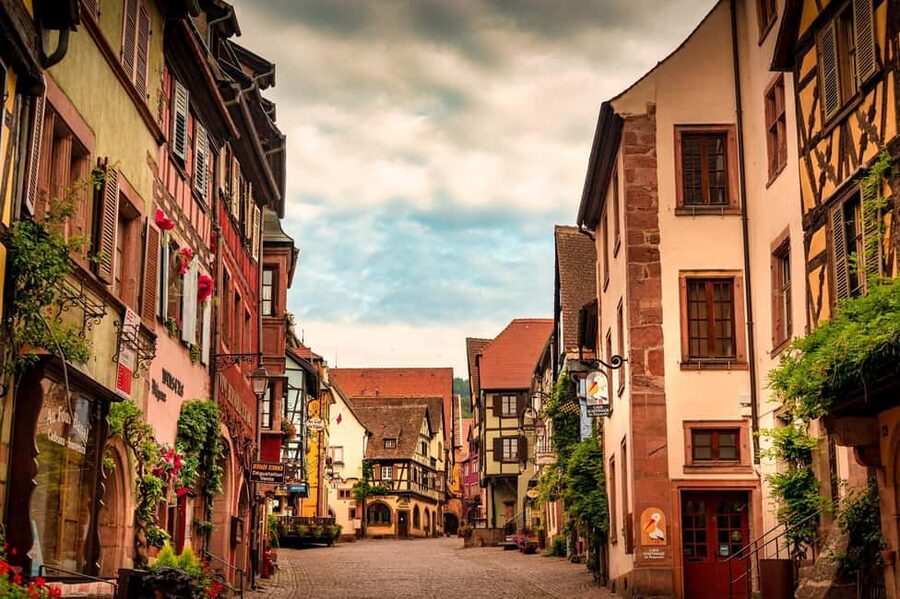 From Strasbourg: Colmar & Alsace Wine Route Private Day Trip - Lunch, wine, and the costs to watch
