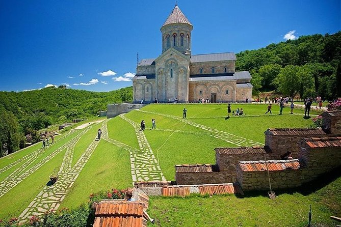Fully Private Full-Day Kakheti - Wine Region Guided Tour - Badiauri begins the day with bread and cheese