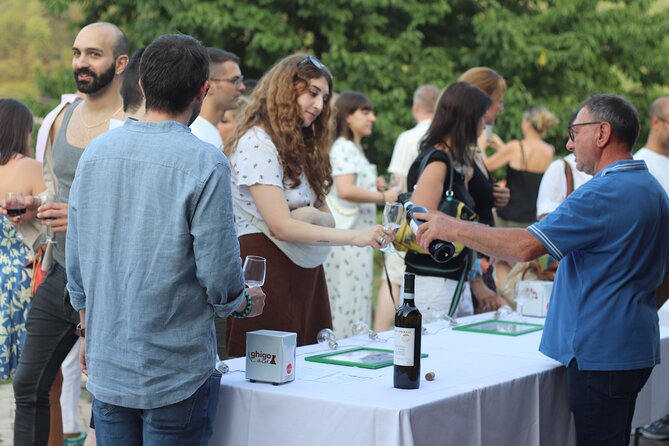 Guided Walk and Lunch in the Vineyard in Alba - A Langhe lunch with several traditional courses