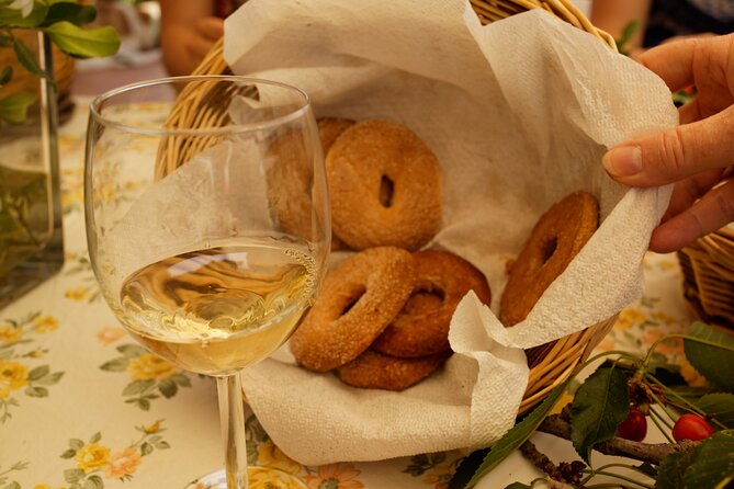 Guided Wine Tasting Experience in a Roman Vineyard - Who should book this Frascati outing