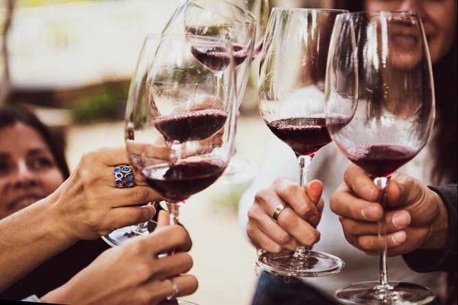 Half-Day Arizona Wine Country Tasting Tour - Guides who make the road more interesting