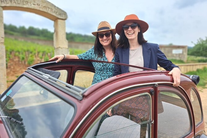 Half-day guided tour on the Burgundy wine Route in a classic car - Why a 2CV suits the Burgundy wine road