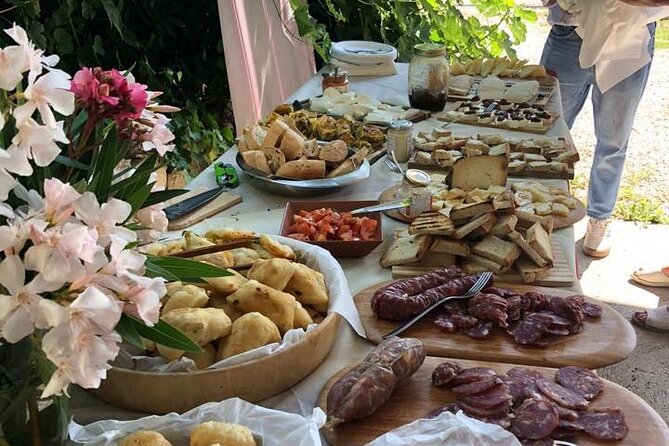 Irpinia Tour of the Vineyards, Cooking Class and Wine-Tasting - Why the family welcome matters