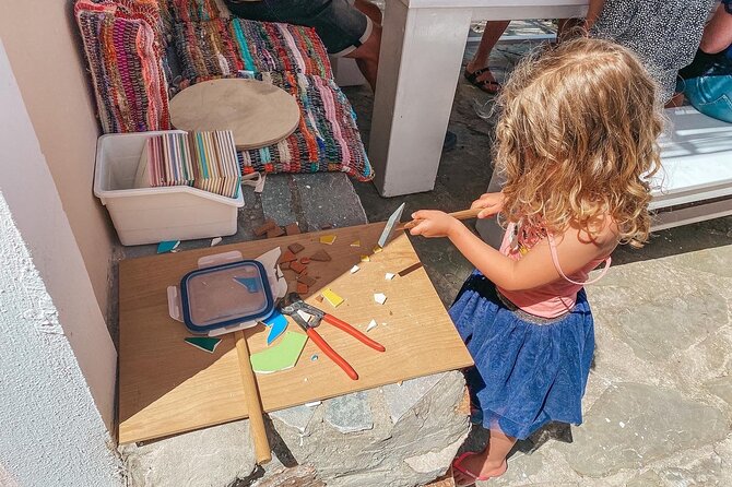 Karpathos Creative Workshop for Mosaic in the vineyard - Finishing the mosaic at home
