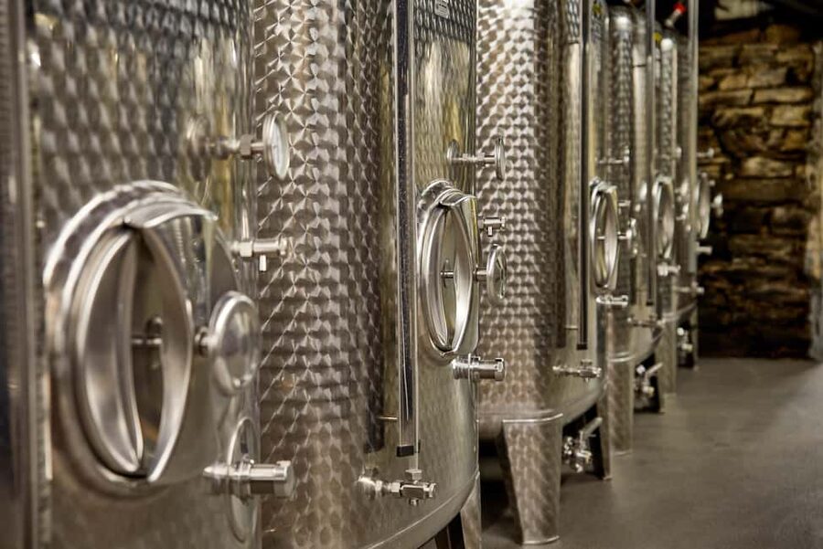 Kröv/Gut Hermes: Wine tour & tasting through vineyard, winery & champagne factory - Who Will Enjoy Gut Hermes Most
