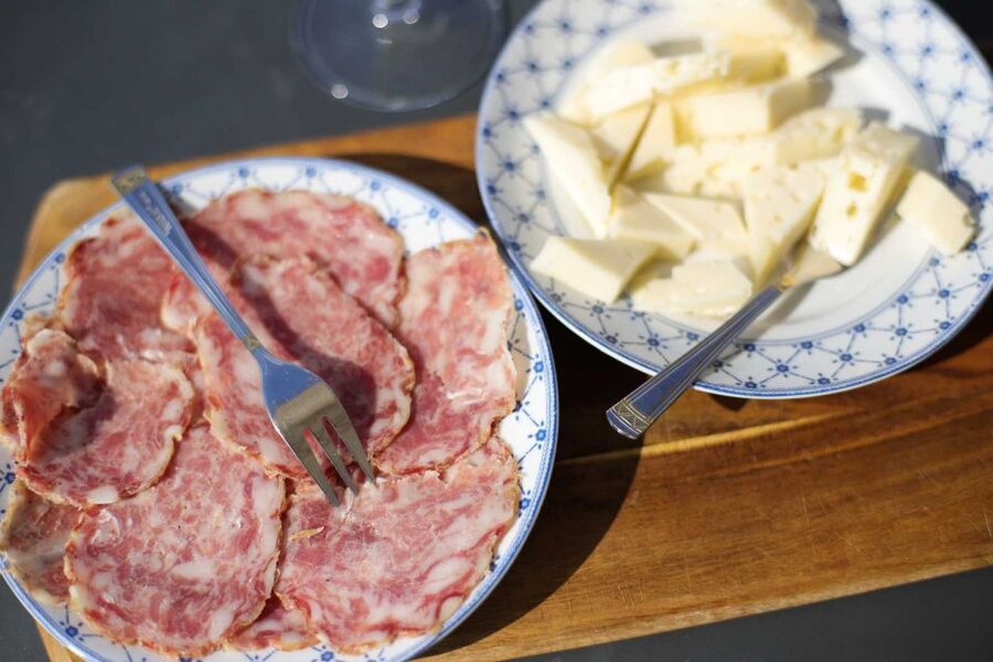 Lake Garda: Wine and Food Tastings in the Vineyards - What the two-hour schedule feels like