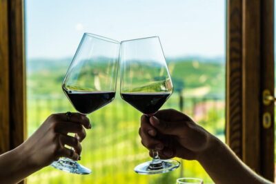 LANGHE : Vespa Tour to the Wine Region of Barolo