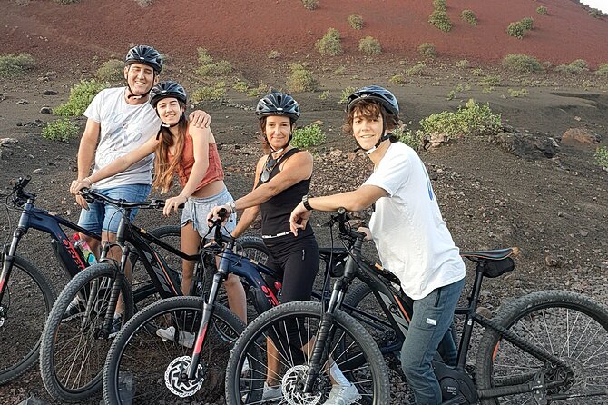 Lanzarote E-Bike Tour: Volcano Craters & Scenic Vineyards - The bikes, pace, and physical effort