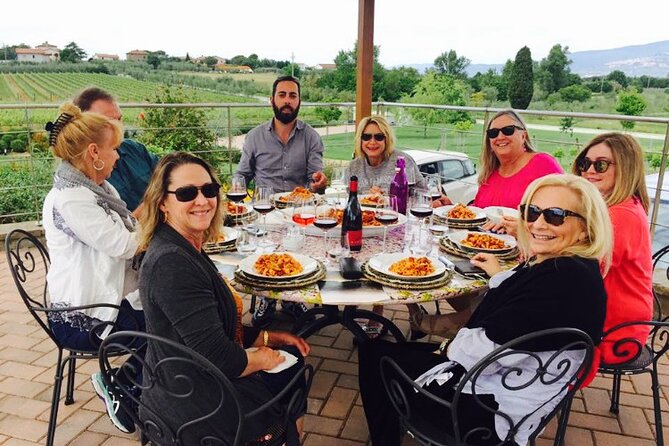 Montepulciano Vineyards Wine Tour with 3 Estates Visit - Timing, pickup, and the practical details