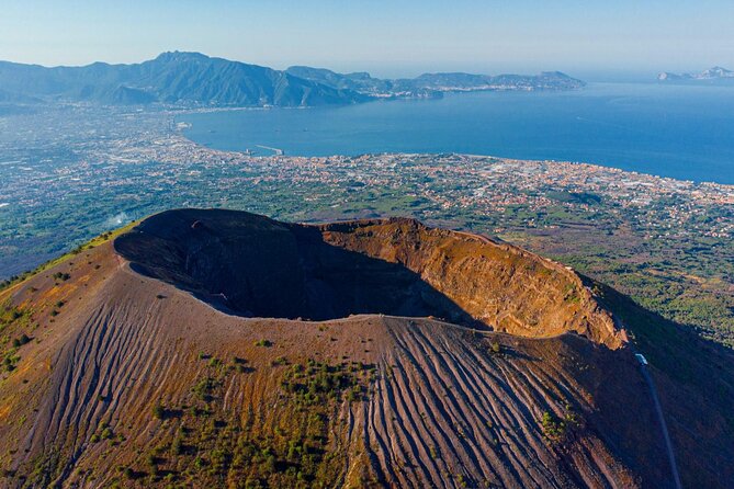 Mt. Vesuvius Tour from Naples with Lunch at a Vineyard Included - Four hours, with a return to Naples