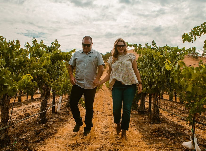 Paso Robles: Vineyard Rides Wine Adventure - Five-minute photo stop and the first views