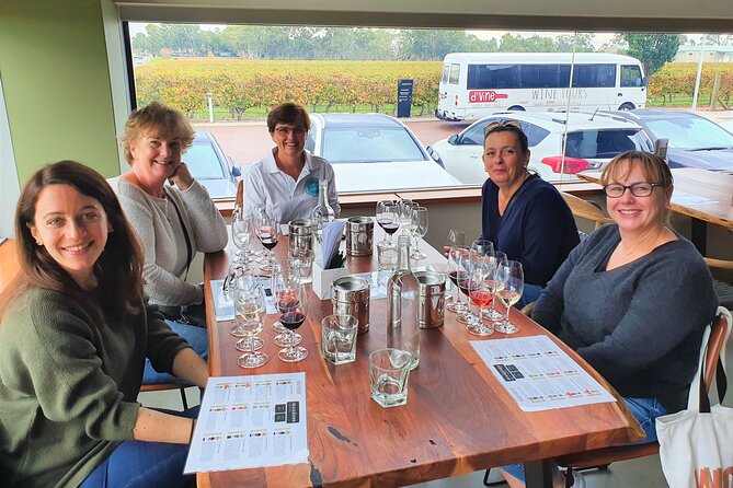 Perth Wine Region and Mandoon Estate - Guided Kayak Tour - A gentle start at Mandoon Estate