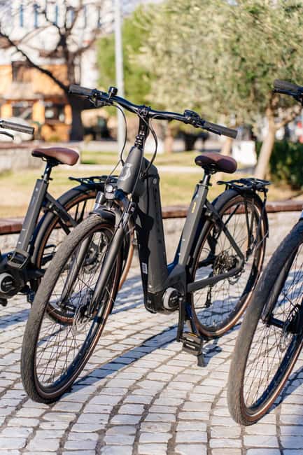 Podgorica by E-Bike: Vineyards, Wines & Waterfalls - What the guide and group size add