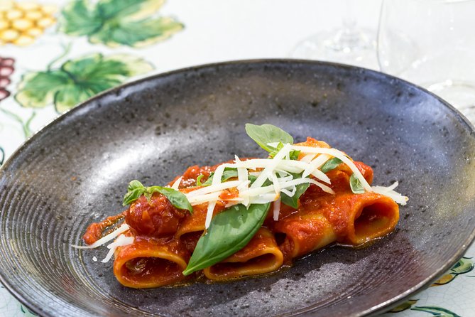 Pompeii Vineyard Escape: Private Wine Tasting & Lunch - Key Points Before You Book