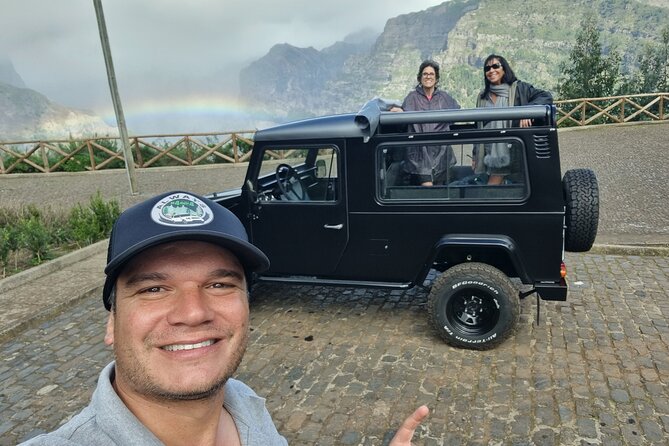 Private 4x4 Jeep Half Day - Picturesque Peaks, Vineyards, Skywalk - Câmara de Lobos and Madeira’s xavelhas