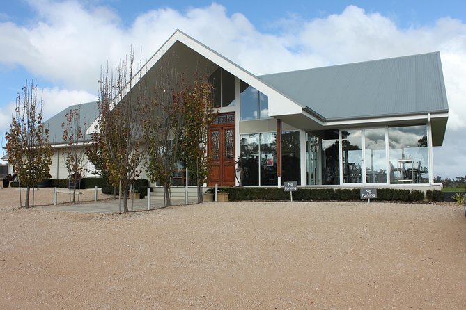 Private Adelaide Hills Wine Region Tour - Hahndorf, viewpoints, and non-wine stops