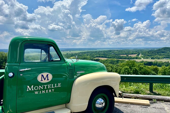 Private Day Trip to Missouri Wine Country - Chandler Hill’s hilltop setting
